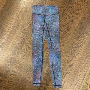 Women’s lululemon leggings - low rise wunder under